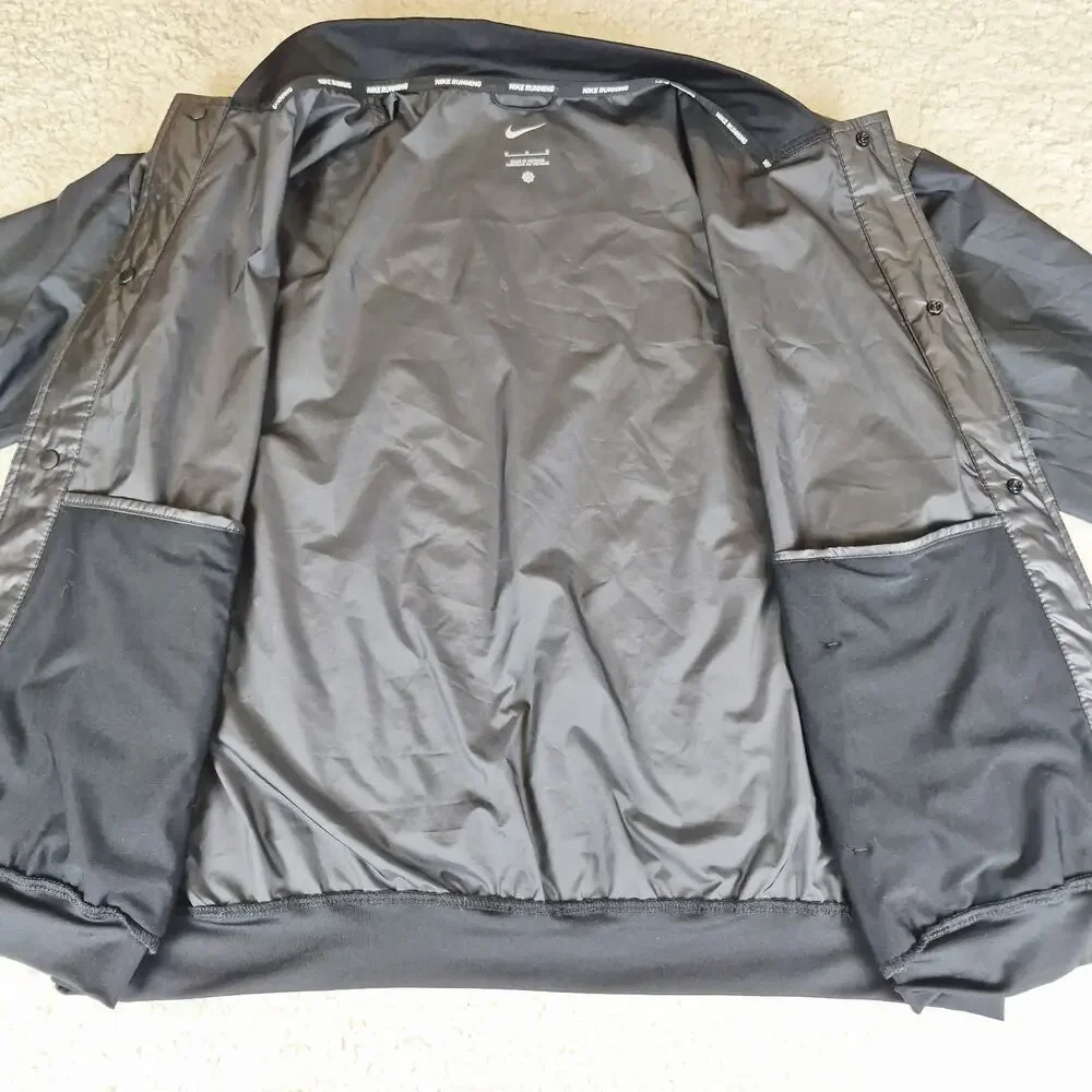 Nike Running Women’s Bomber Jacket Black Reflective Logo Lightweight Zip Size M